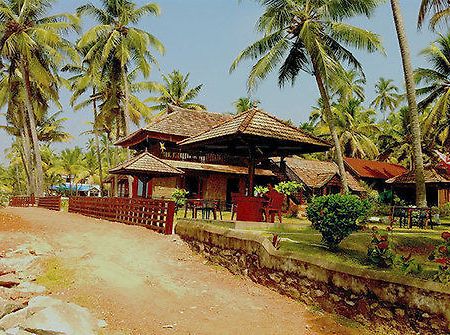 Blue Water Beach Resort Varkala Esterno foto
