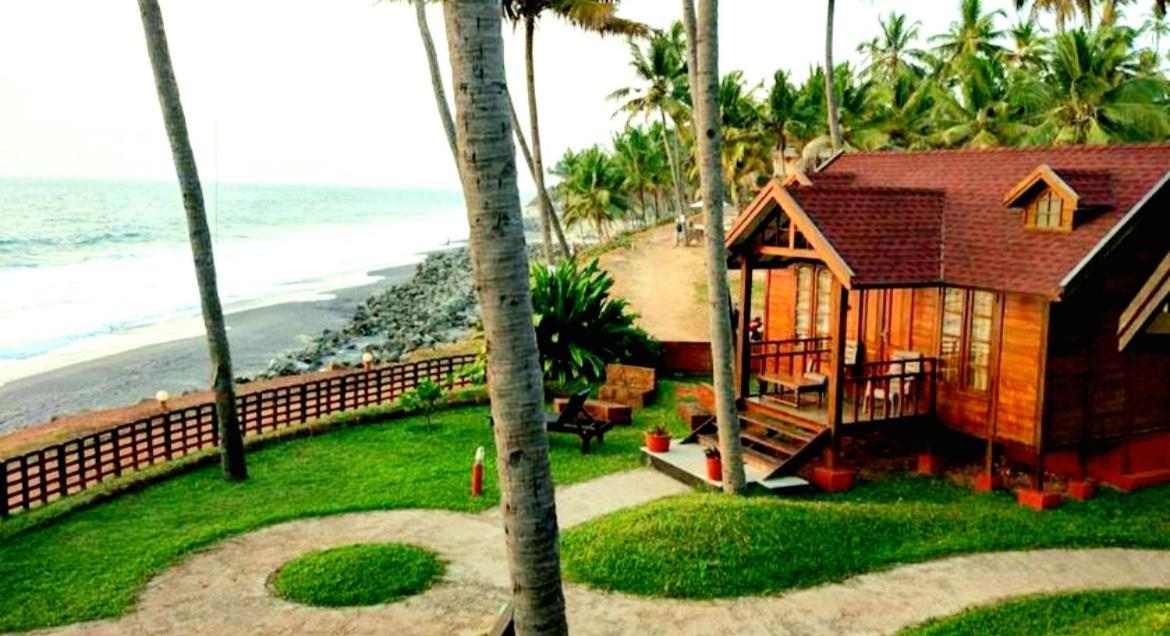 Blue Water Beach Resort Varkala Esterno foto