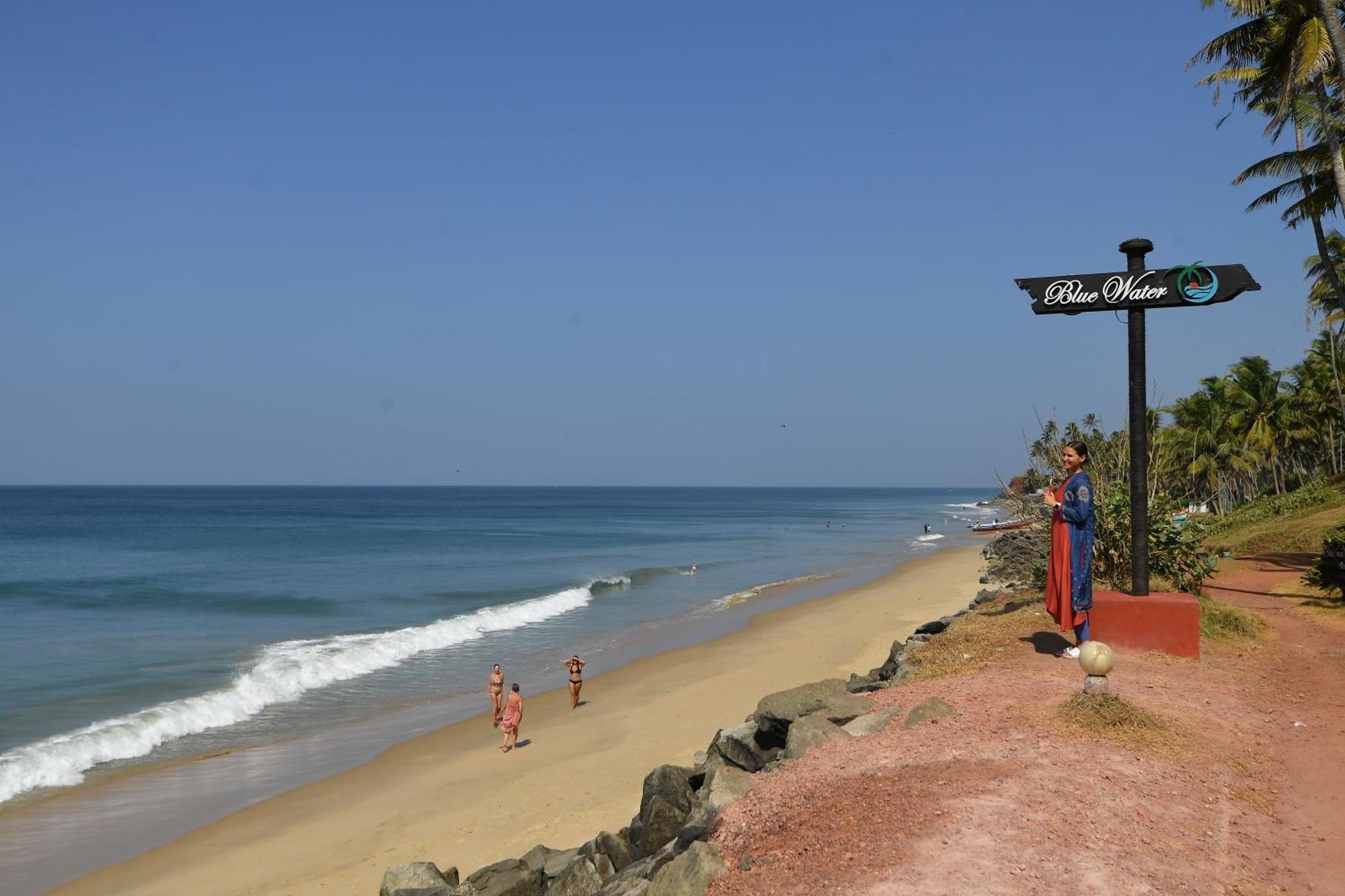 Blue Water Beach Resort Varkala Esterno foto