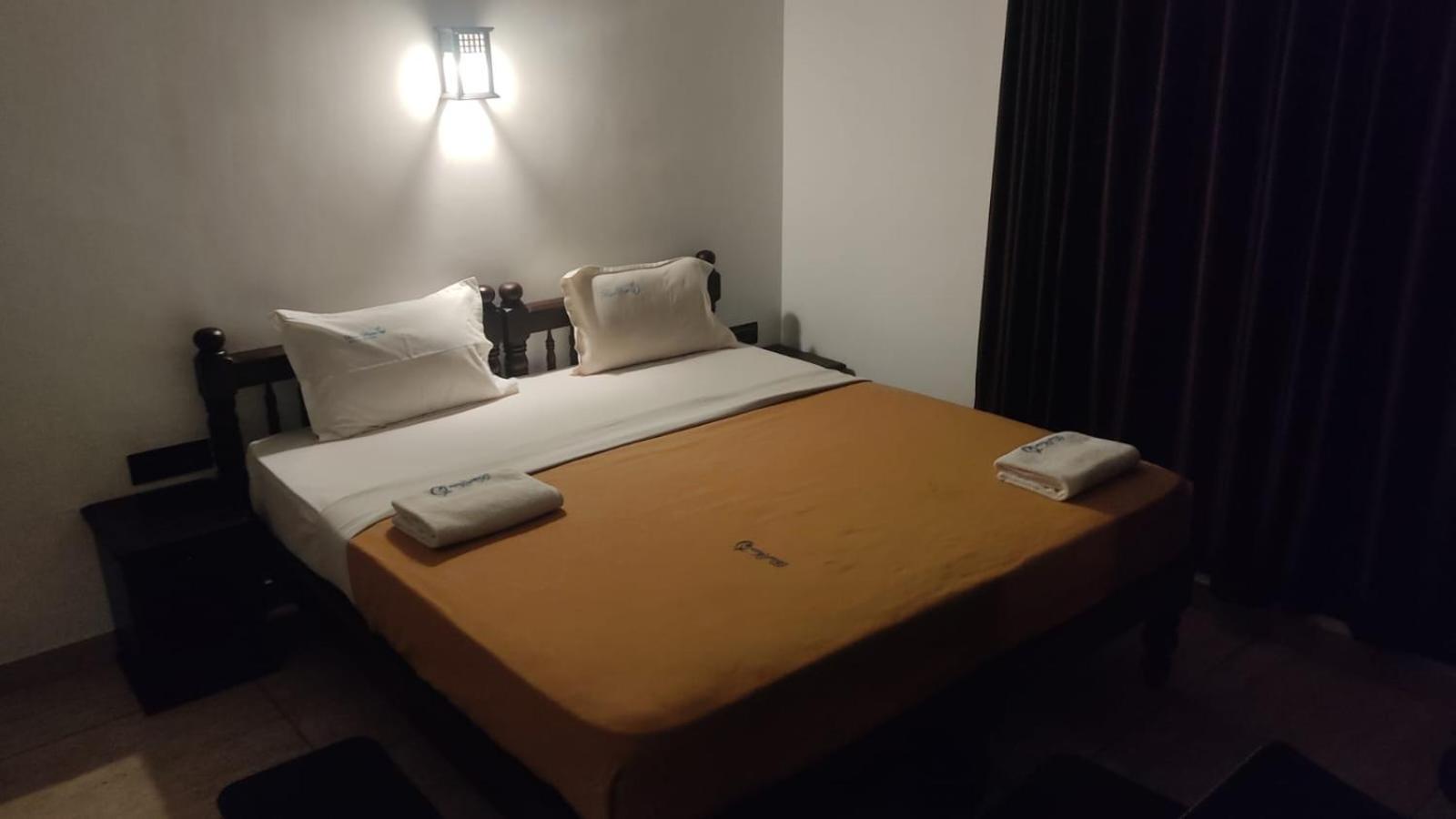 Blue Water Beach Resort Varkala Esterno foto
