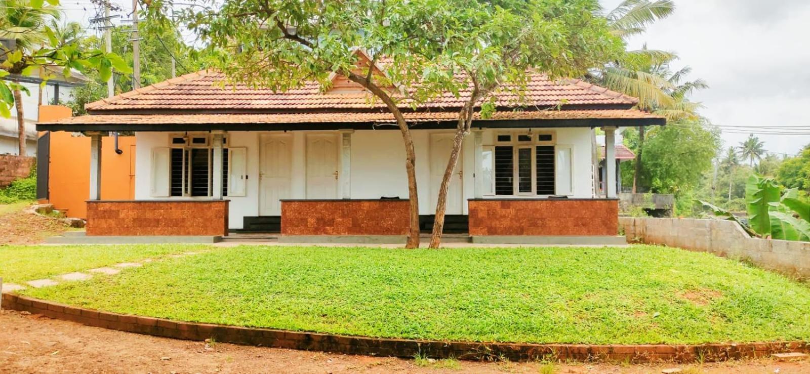 Blue Water Beach Resort Varkala Esterno foto