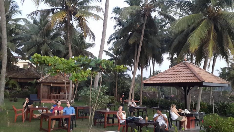 Blue Water Beach Resort Varkala Esterno foto