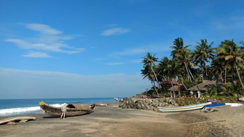 Blue Water Beach Resort Varkala Esterno foto