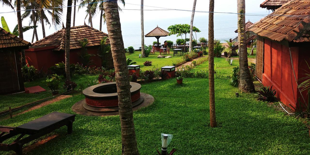 Blue Water Beach Resort Varkala Esterno foto